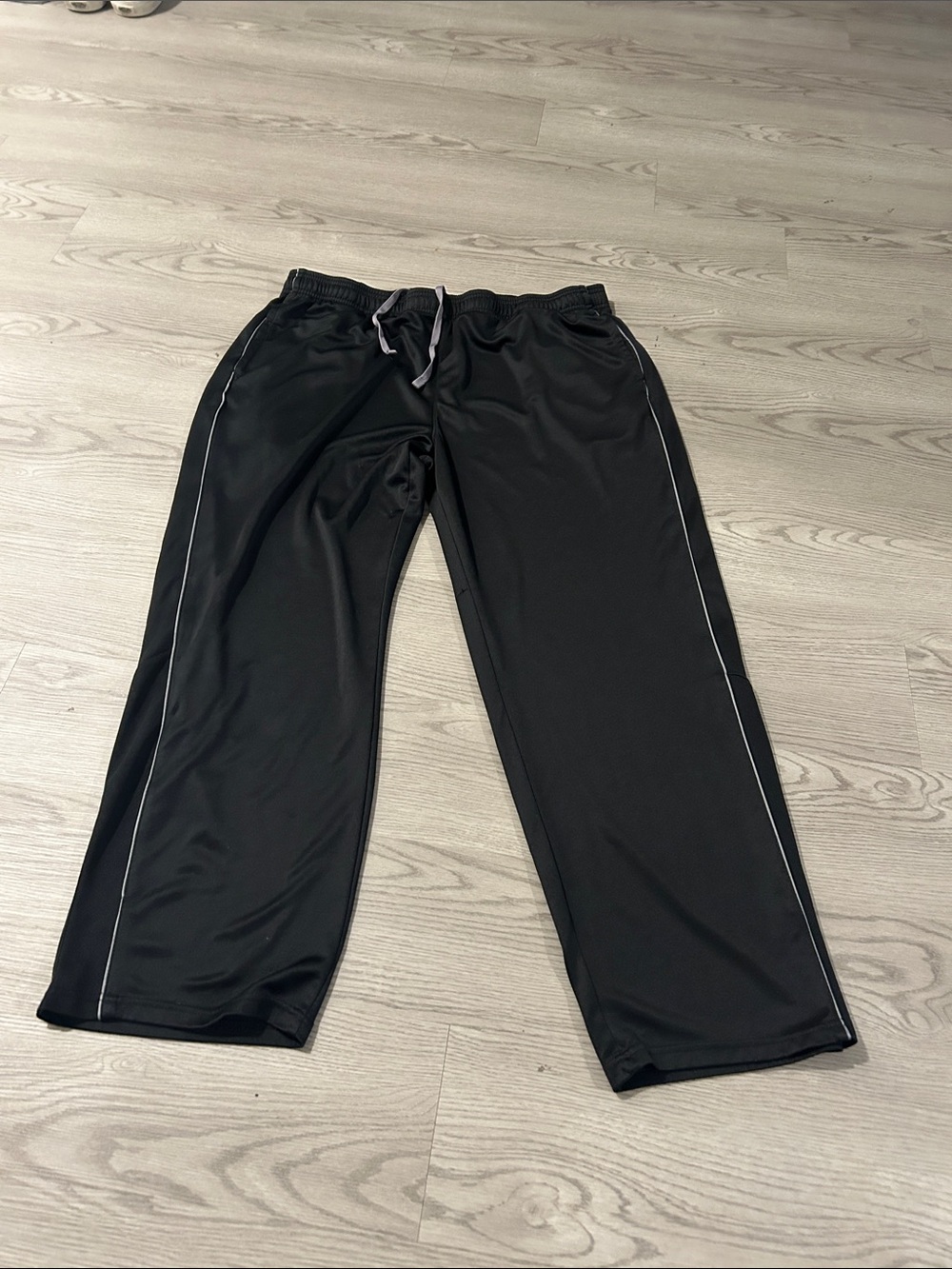 tek gear Black Men's Sweatpants with White Piping